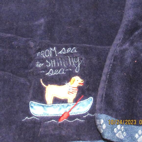 Set of Two Festive Towels – Patriotic Pup Theme - Picture 2 of 3